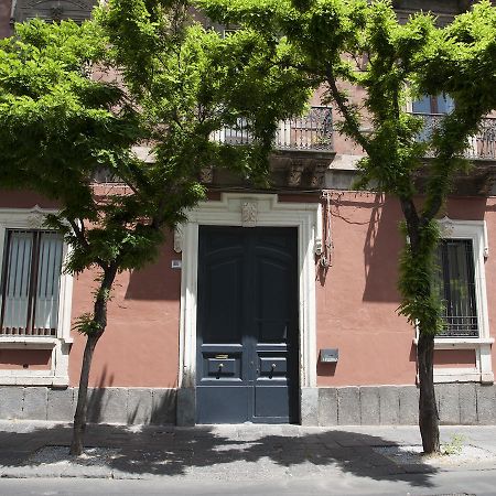 カターニア La Dimora Del Marchese Bed & Breakfast エクステリア 写真