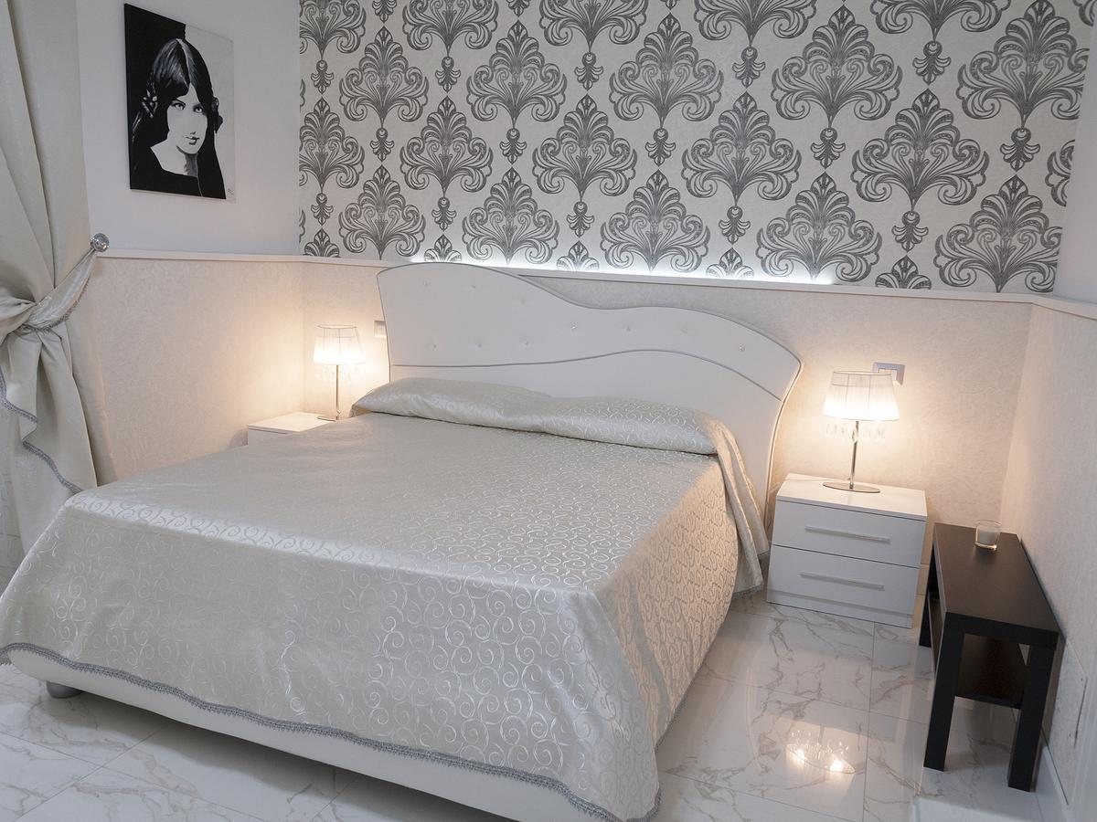 カターニア La Dimora Del Marchese Bed & Breakfast エクステリア 写真