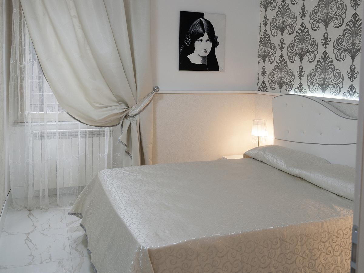 カターニア La Dimora Del Marchese Bed & Breakfast エクステリア 写真