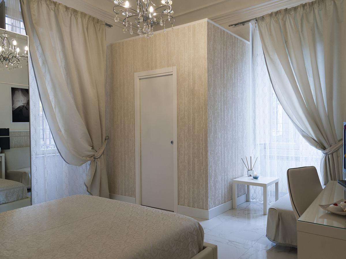 カターニア La Dimora Del Marchese Bed & Breakfast エクステリア 写真