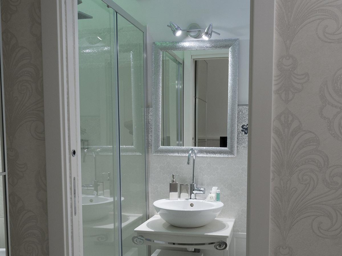 カターニア La Dimora Del Marchese Bed & Breakfast エクステリア 写真